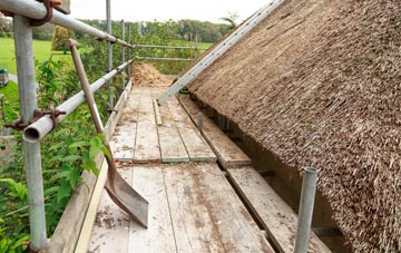 advantages of Bampton Grange thatch roofing